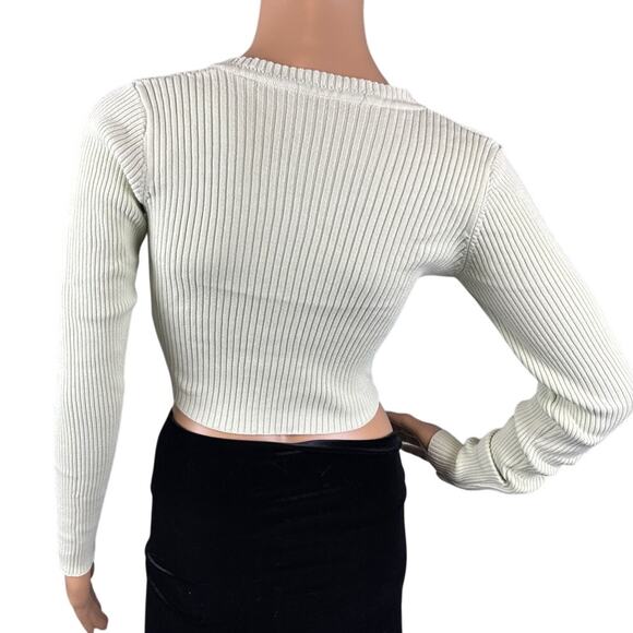 Brandy Melville Women's Ribbed Extra Cropped V-Neck Sweater Mint Green One Size - Picture 3 of 9